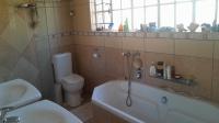 Bathroom 2 of property in Three Rivers