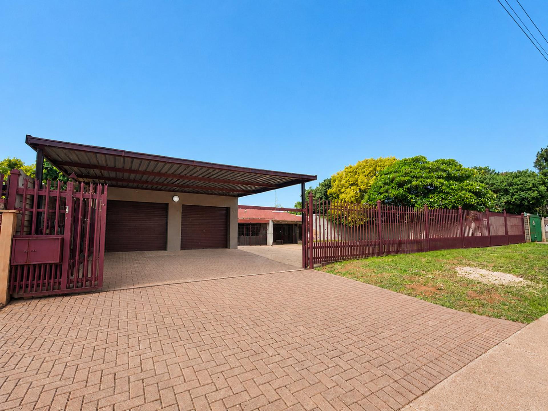  of property in Sinoville
