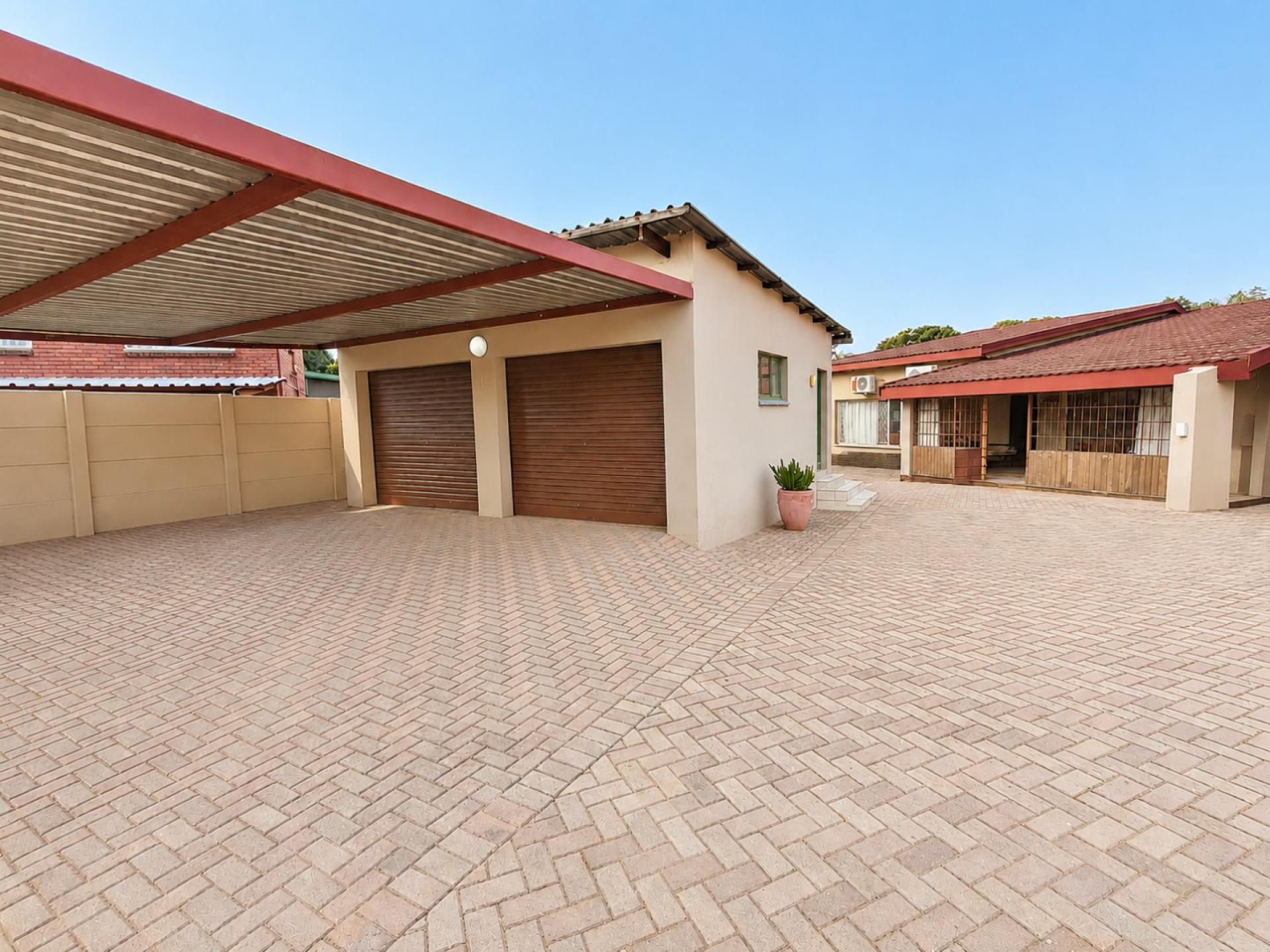  of property in Sinoville