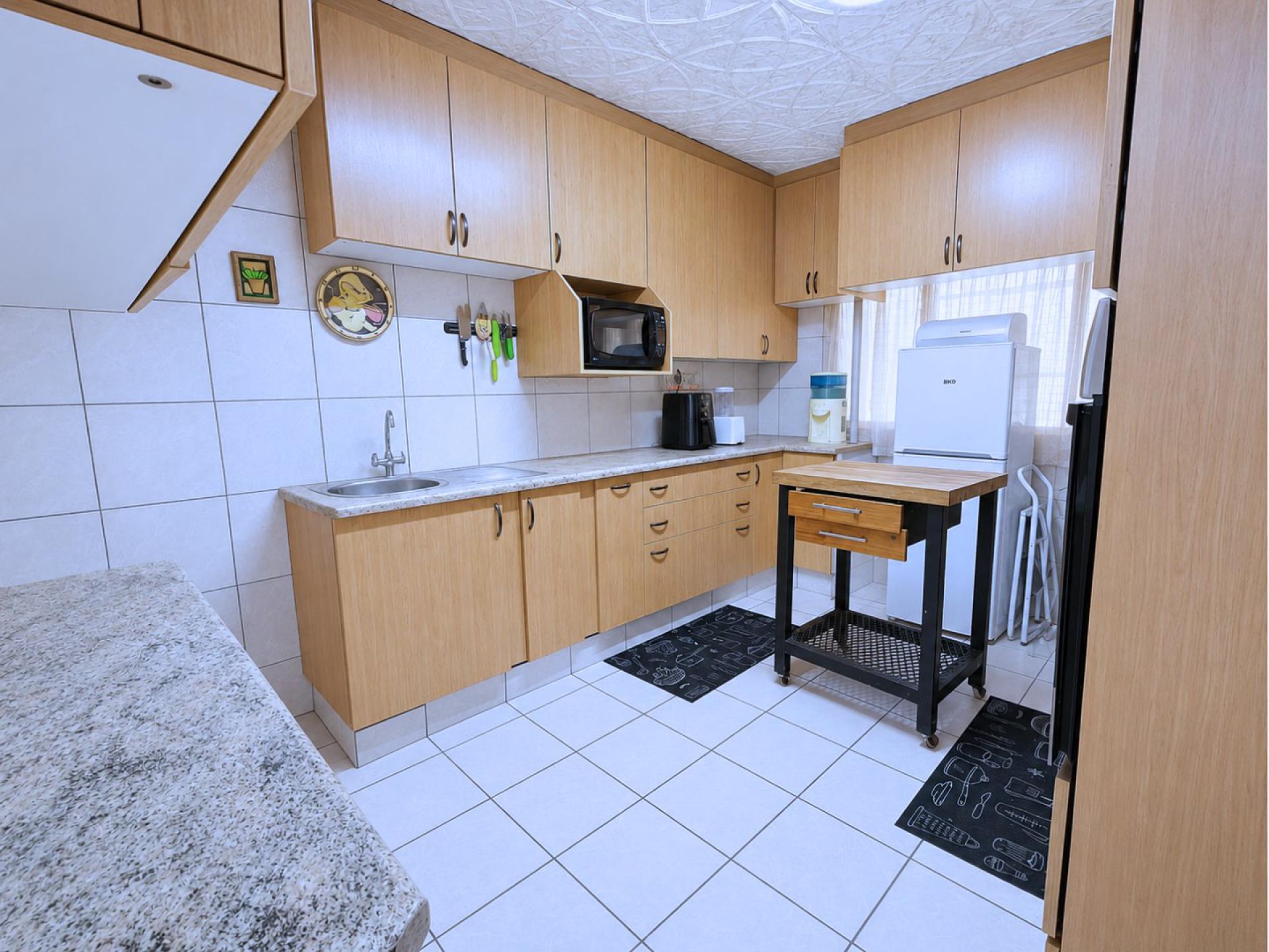  of property in Sinoville