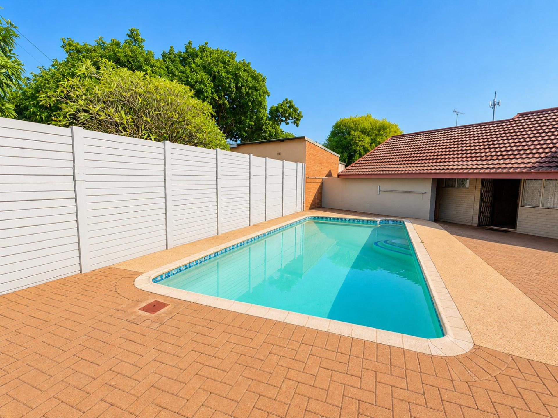  of property in Sinoville