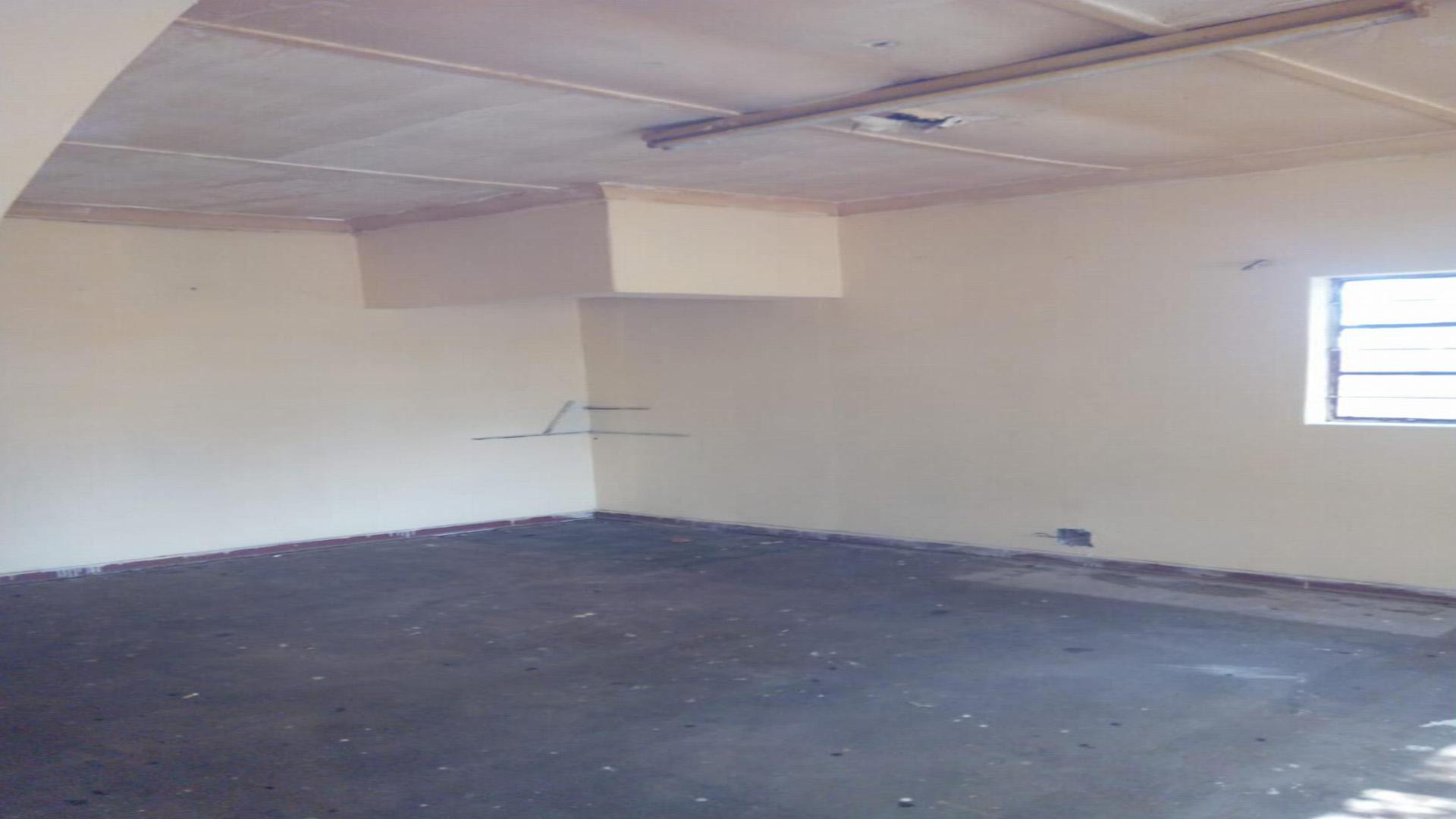 Bed Room 1 of property in Villiers