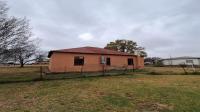 Front View of property in Villiers