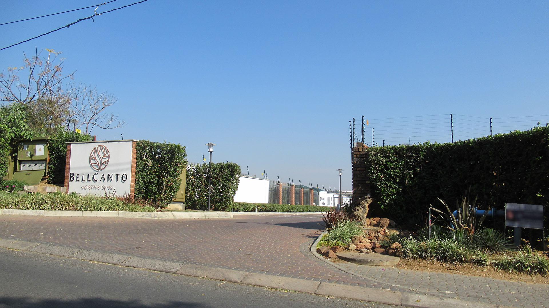 Front View of property in Noordhang