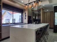  of property in Waterkloof Ridge
