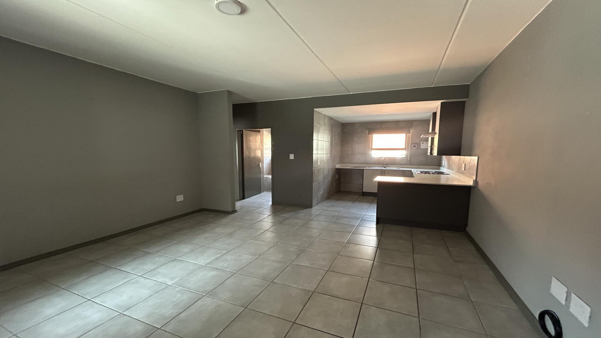 Lounges - 19 square meters of property in Witpoortjie