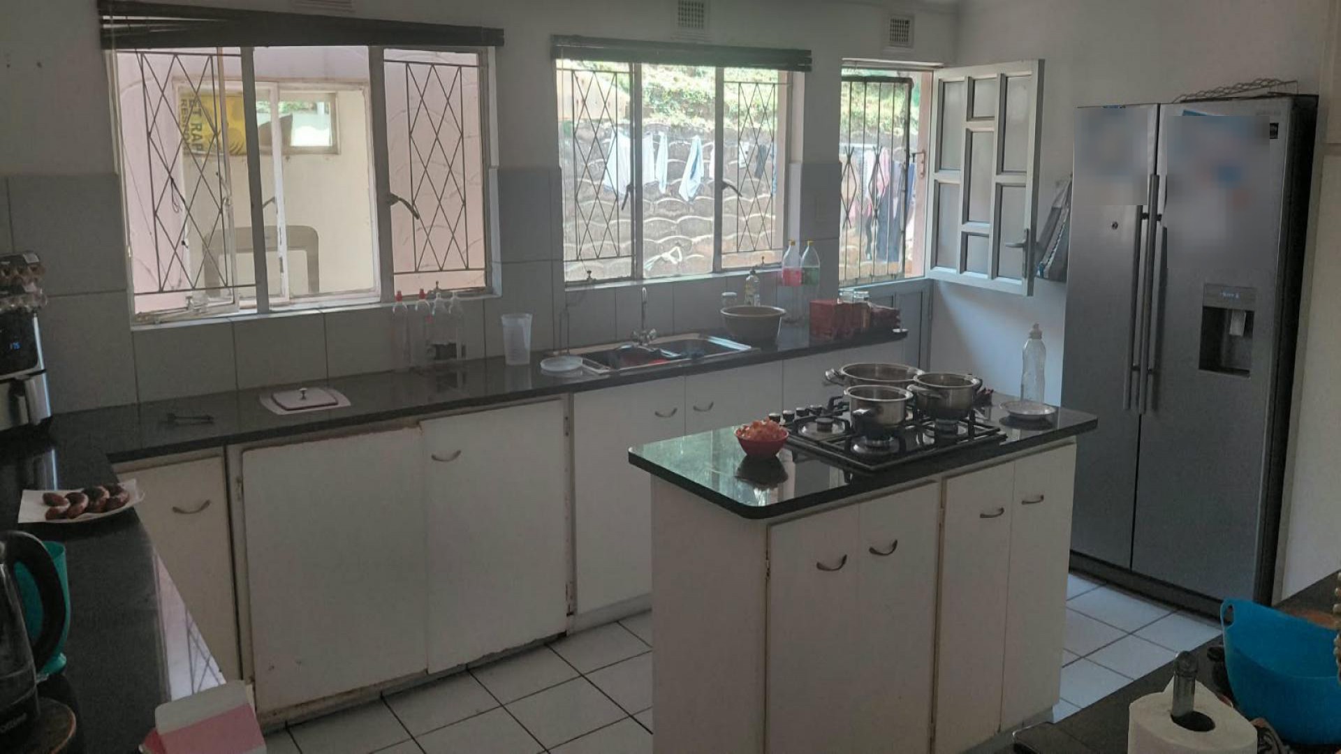 Kitchen of property in Grosvenor