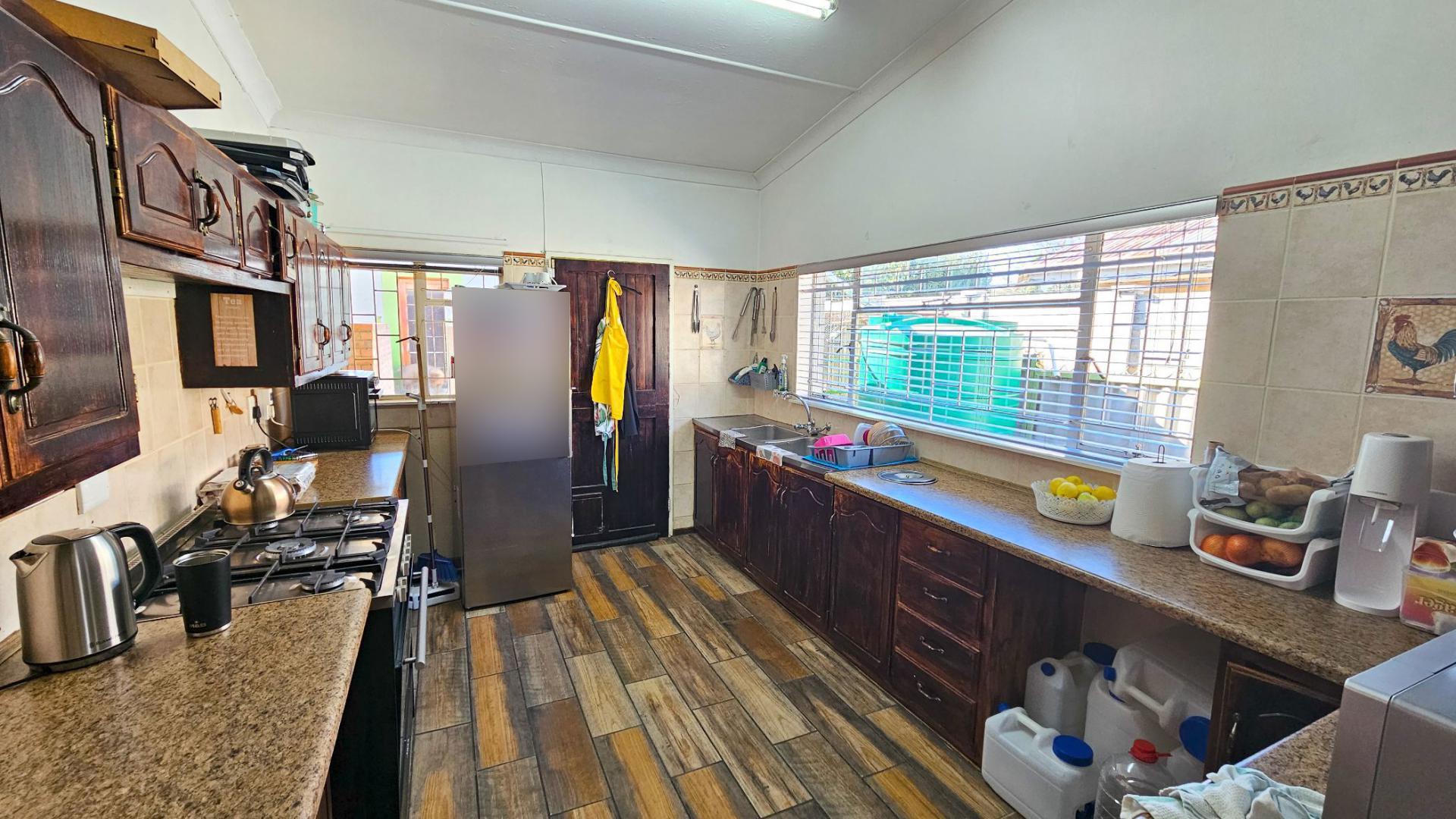 Kitchen of property in Uitsig