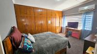 Bed Room 1 of property in Uitsig