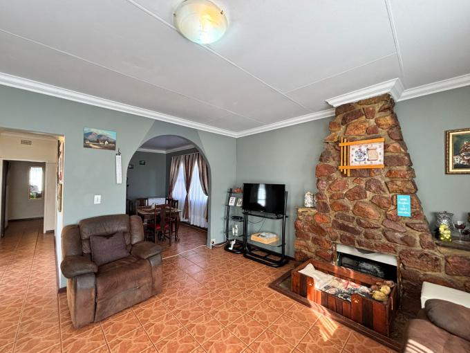 3 Bedroom House for Sale For Sale in Klerksdorp - MR715161