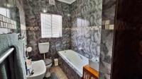 Bathroom 1 of property in Langenhoven Park