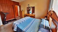 Bed Room 2 of property in Langenhoven Park