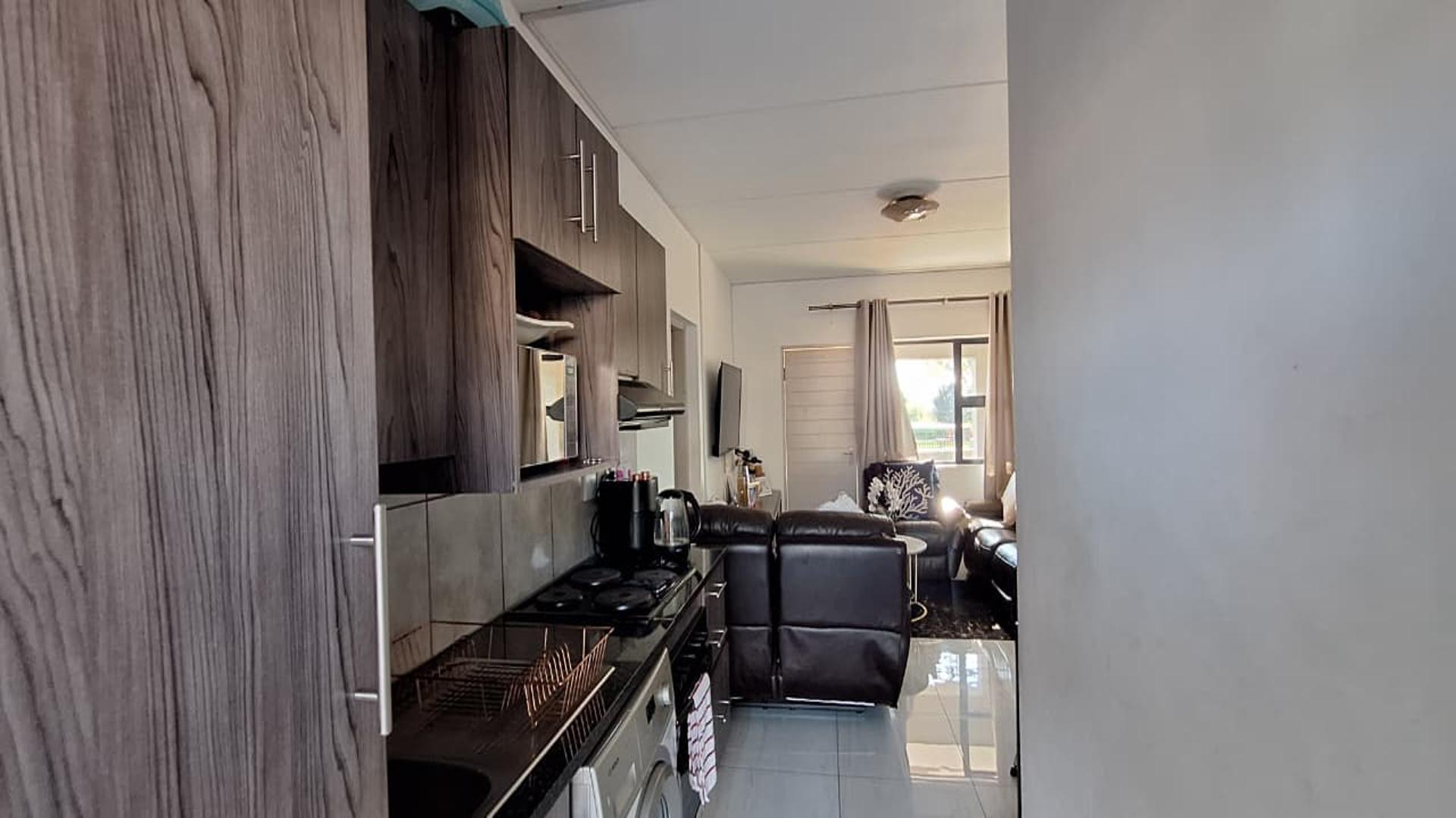 Kitchen - 5 square meters of property in Rynfield AH