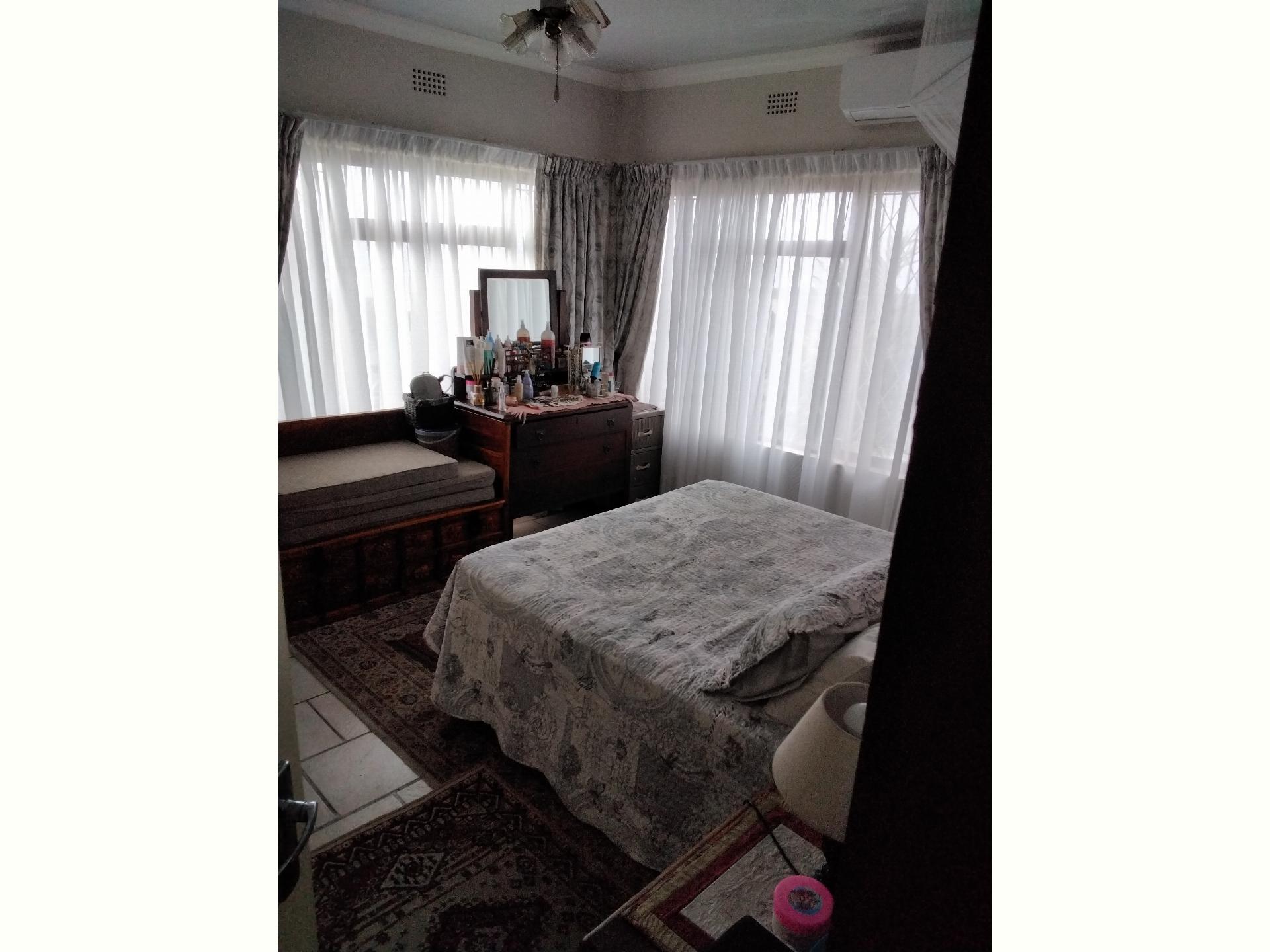  of property in Hibberdene