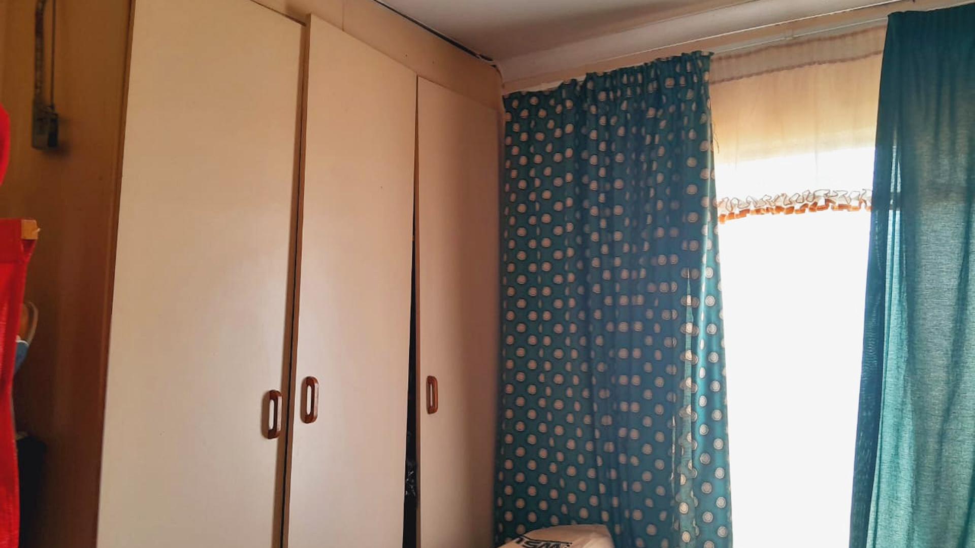 Bed Room 1 of property in Haven Hills