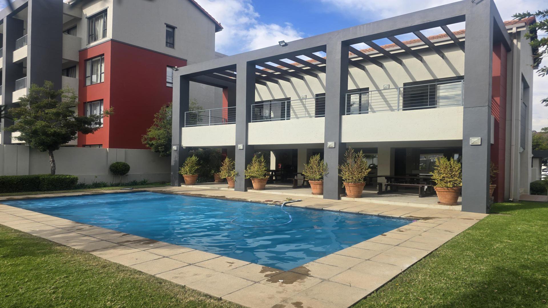 Swimming Pool of property in Beverley