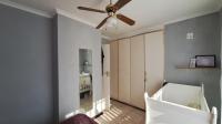 Bed Room 1 - 16 square meters of property in Albertsdal