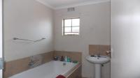Bathroom 1 of property in Palm Ridge