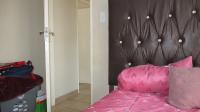 Bed Room 1 - 8 square meters of property in Palm Ridge