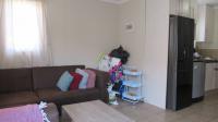 Lounges - 20 square meters of property in Palm Ridge