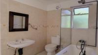 Bathroom 1 of property in Sundowner