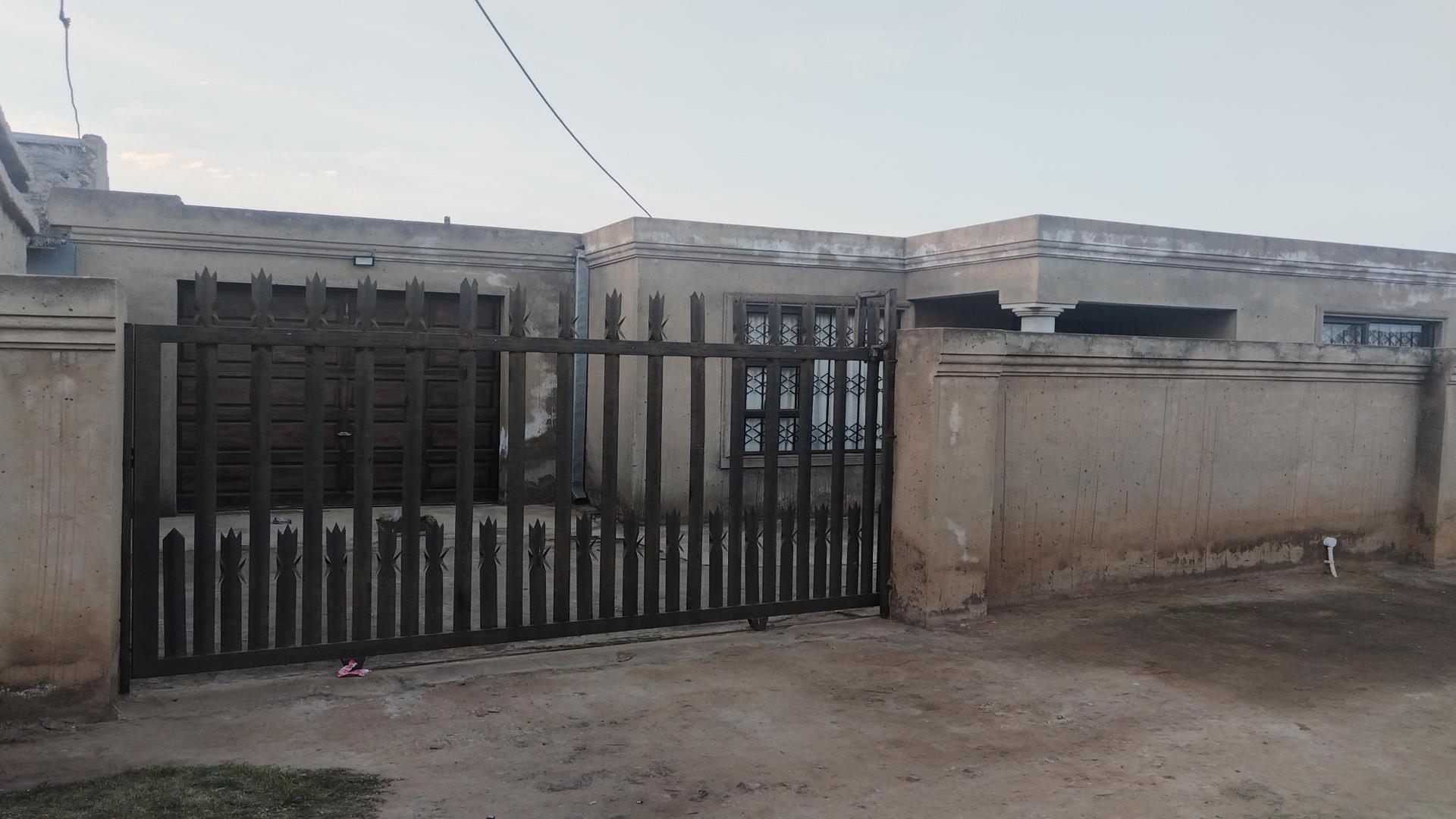 Front View of property in Sebokeng