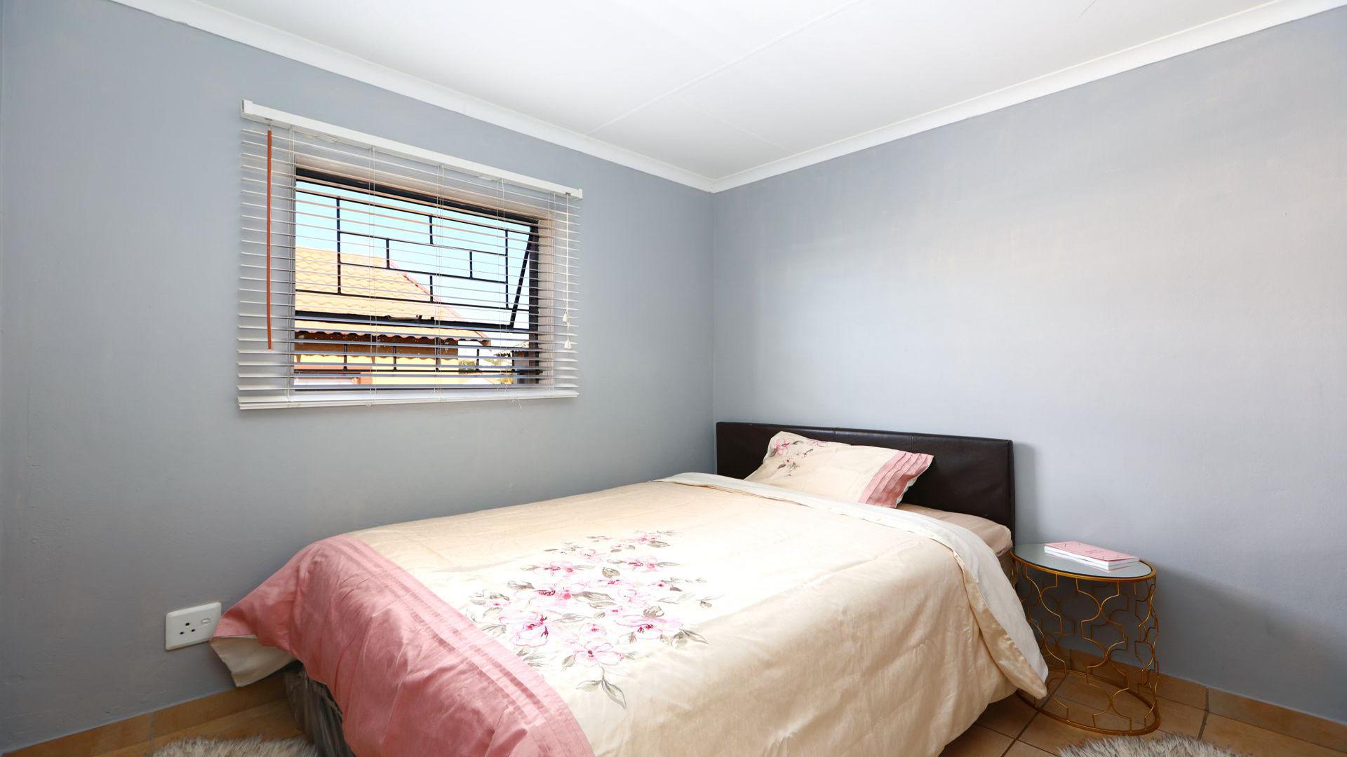 Bed Room 2 of property in Kosmosdal