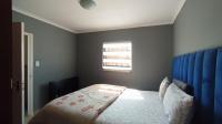 Main Bedroom - 12 square meters of property in Kosmosdal