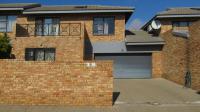 Front View of property in Ruimsig
