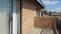 Balcony - 7 square meters of property in Ruimsig