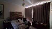 Main Bedroom - 24 square meters of property in Petersfield