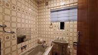 Bathroom 1 - 6 square meters of property in Petersfield