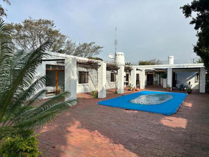 5 Bedroom House for Sale For Sale in Bergvliet  - MR715283