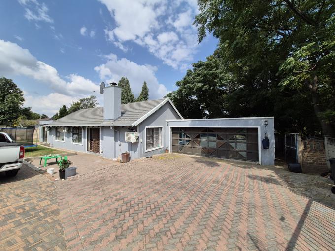 4 Bedroom Freehold Residence for Sale For Sale in Vorna Valley - MR715290