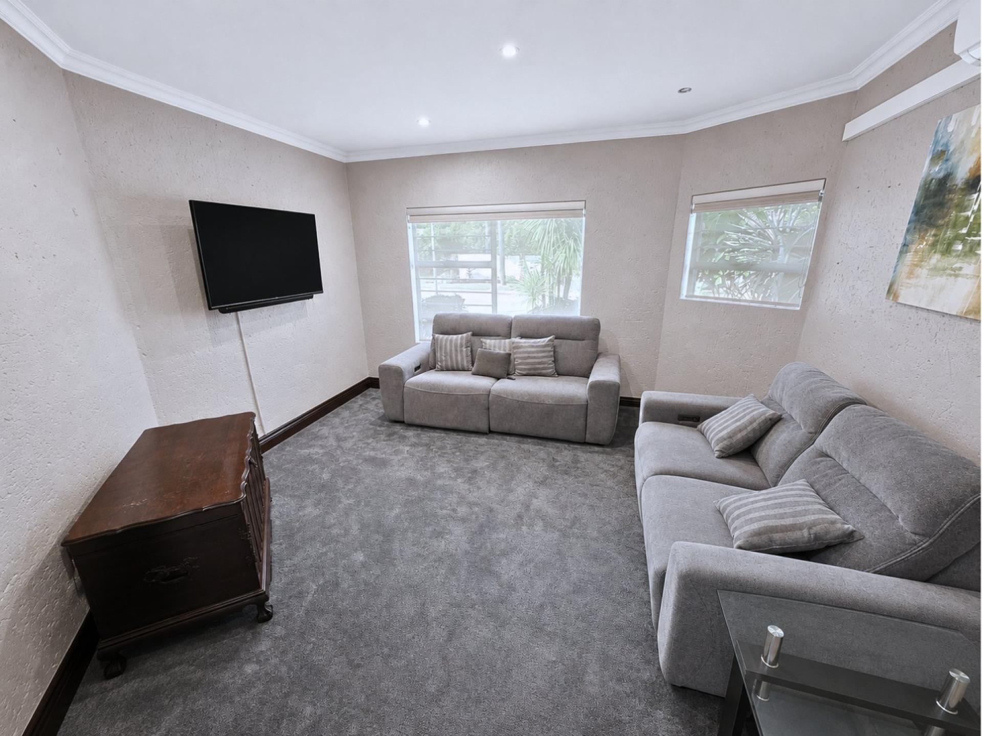  of property in Eldoraigne