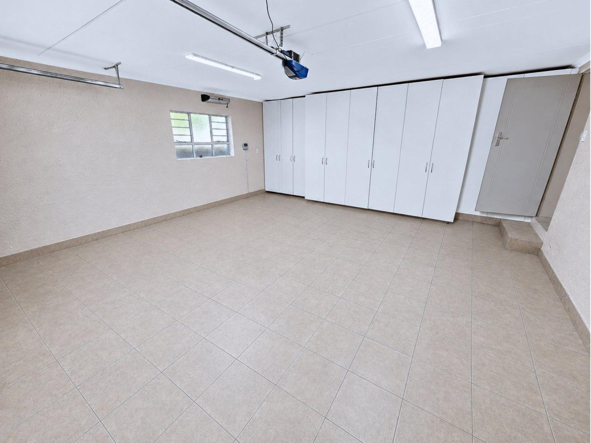  of property in Eldoraigne