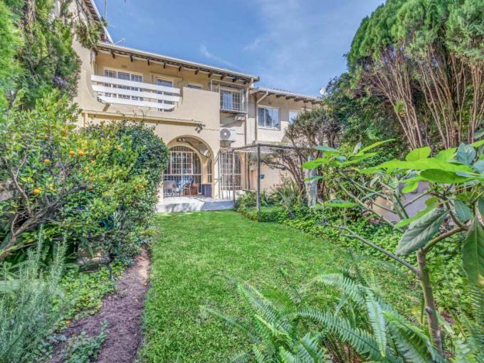 3 Bedroom Simplex for Sale For Sale in Parkmore - MR715340