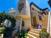  of property in Bassonia