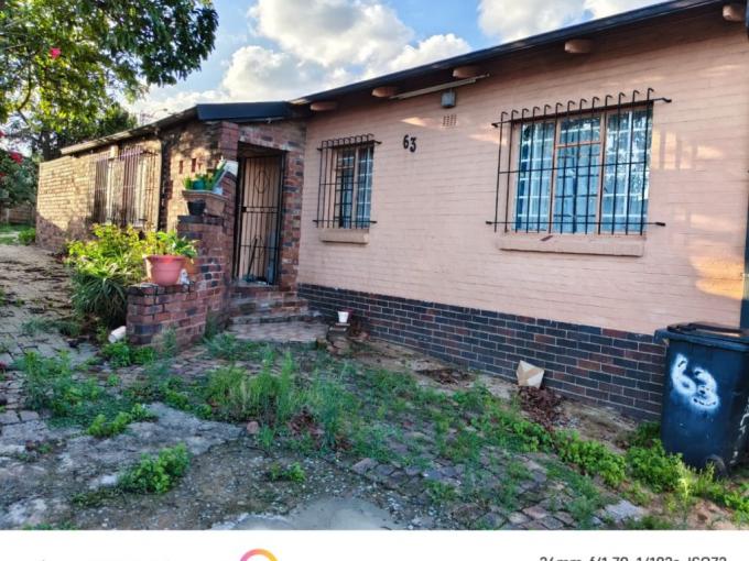 3 Bedroom House for Sale For Sale in South Hills - MR715391