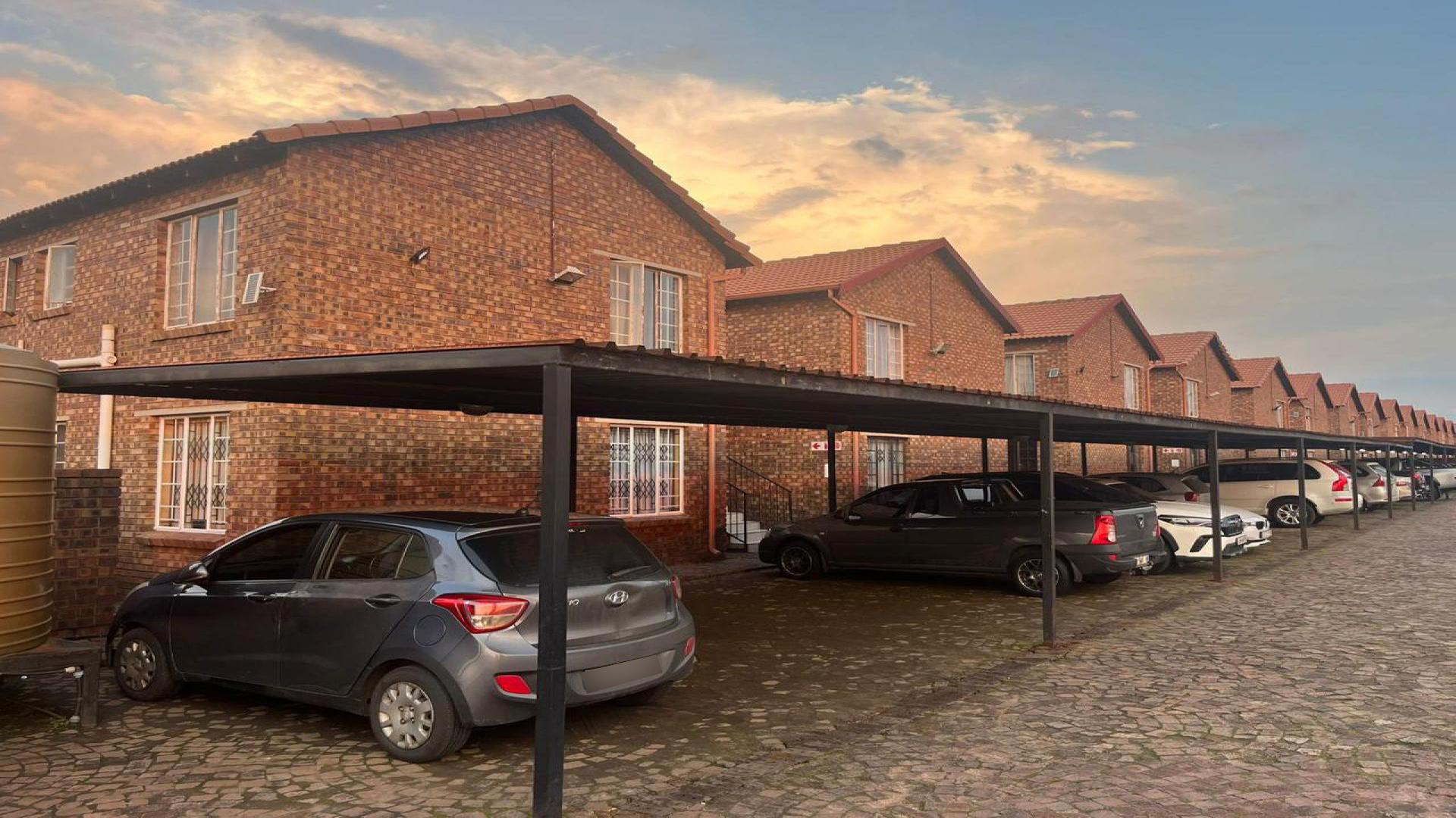 Front View of property in Duvha Park