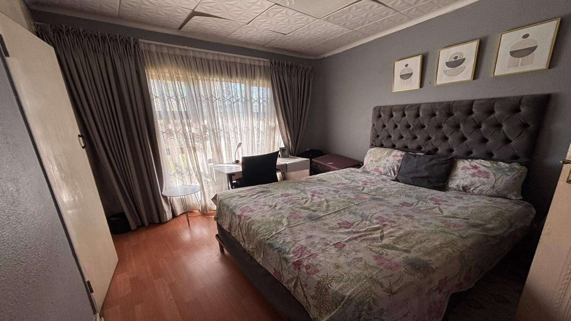 Bed Room 2 of property in Klippoortje