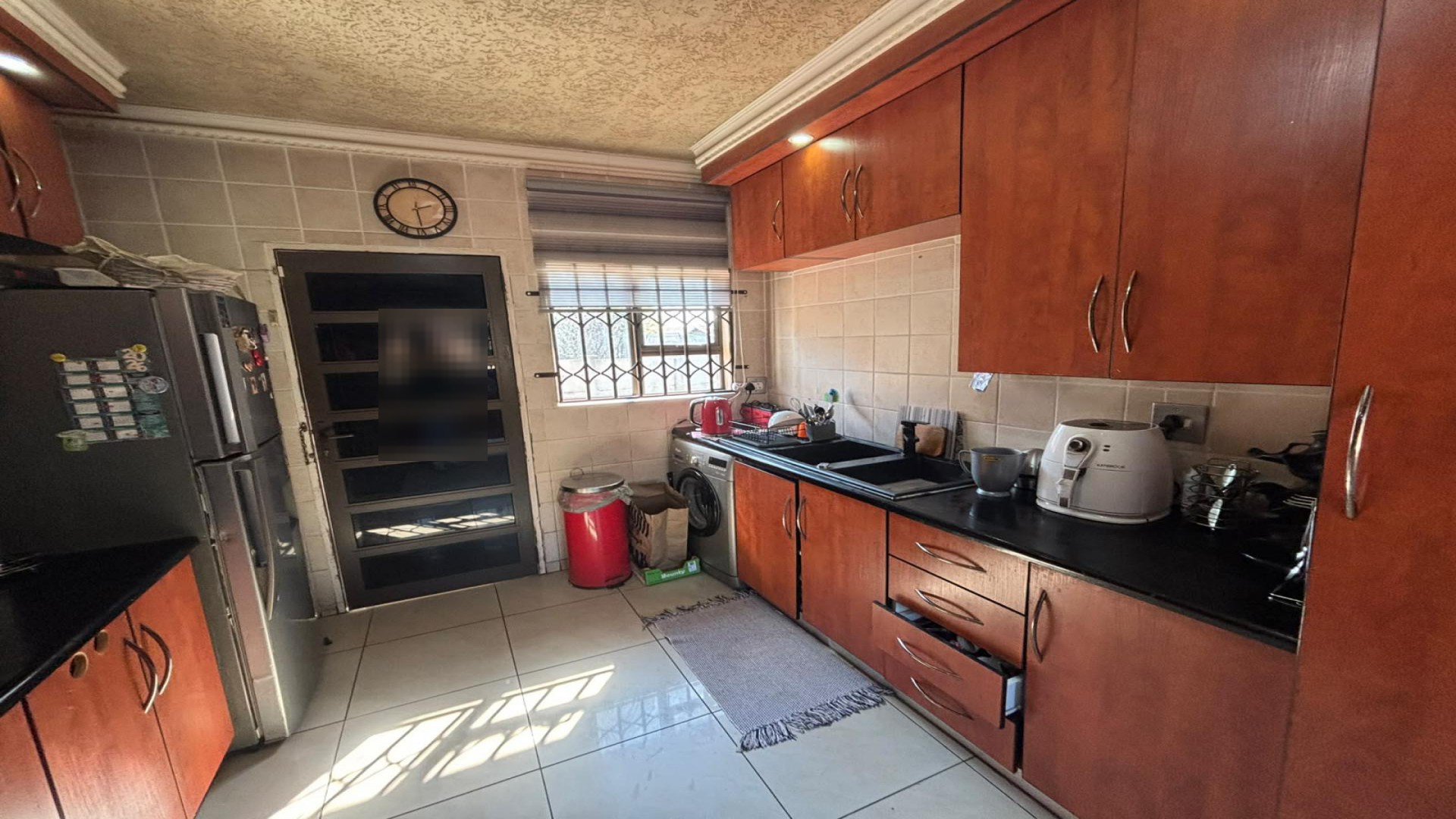 Kitchen of property in Klippoortje