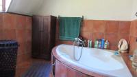 Bathroom 2 - 8 square meters of property in Zonnehoeve A.H.