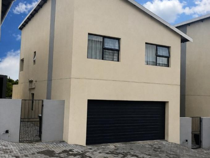 3 Bedroom Simplex for Sale For Sale in Cashan - MR715464