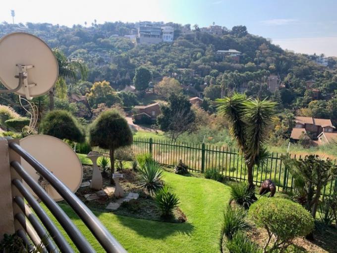2 Bedroom Simplex for Sale For Sale in Bassonia - MR715491