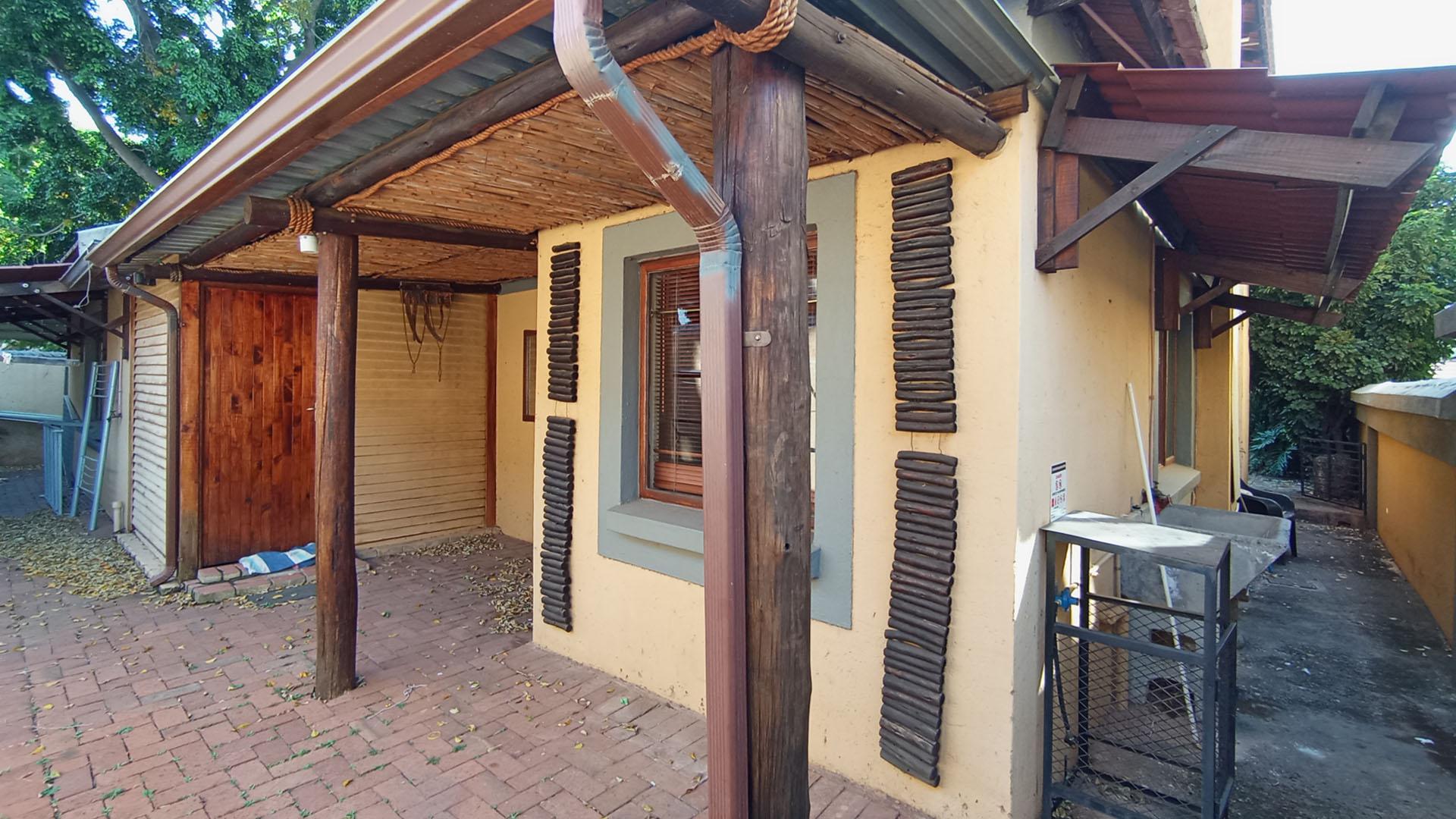 Backyard of property in Heatherview