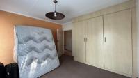 Bed Room 1 of property in Heatherview