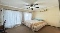 Main Bedroom of property in Heatherview