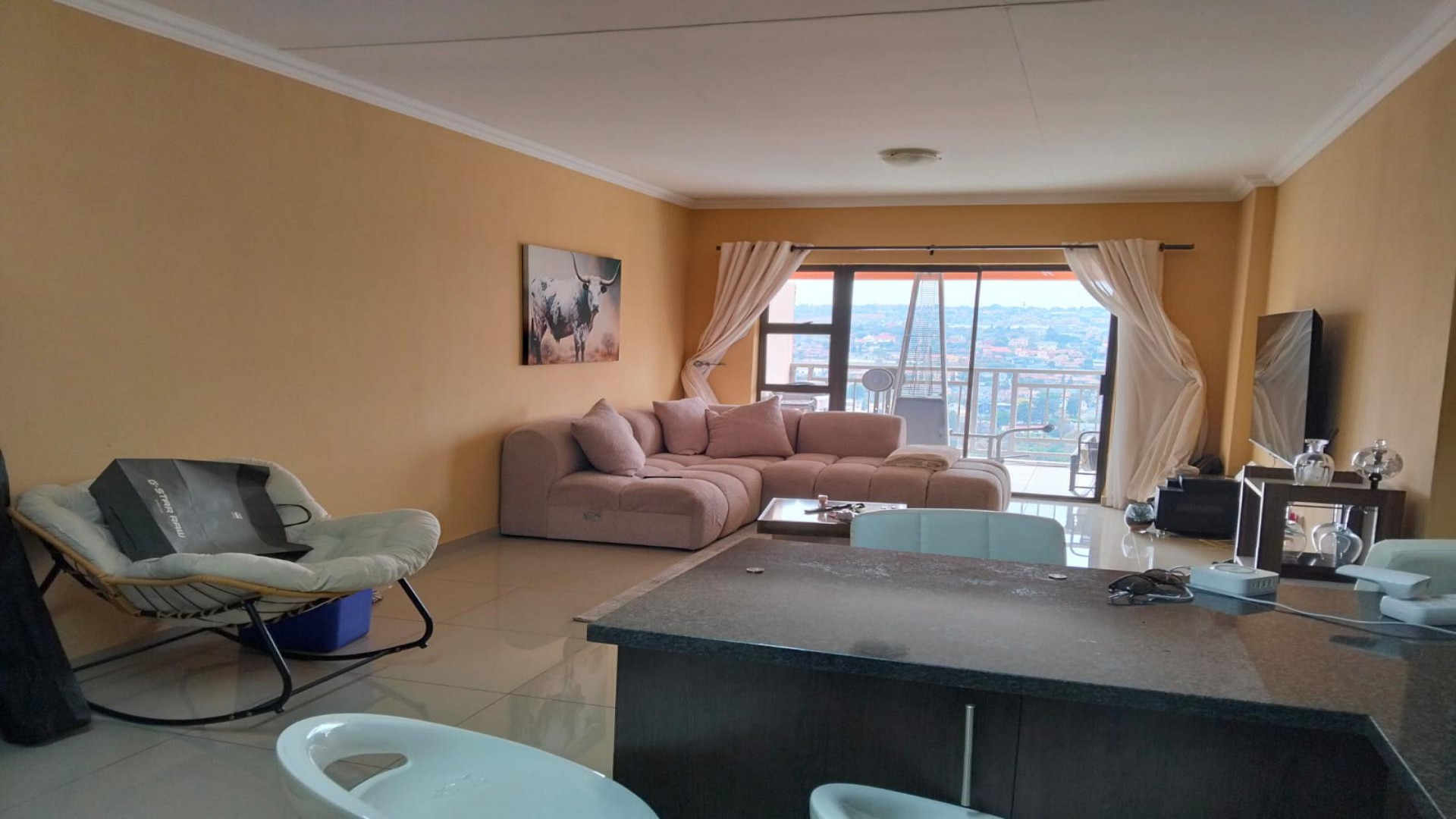 Lounges of property in Winchester Hills