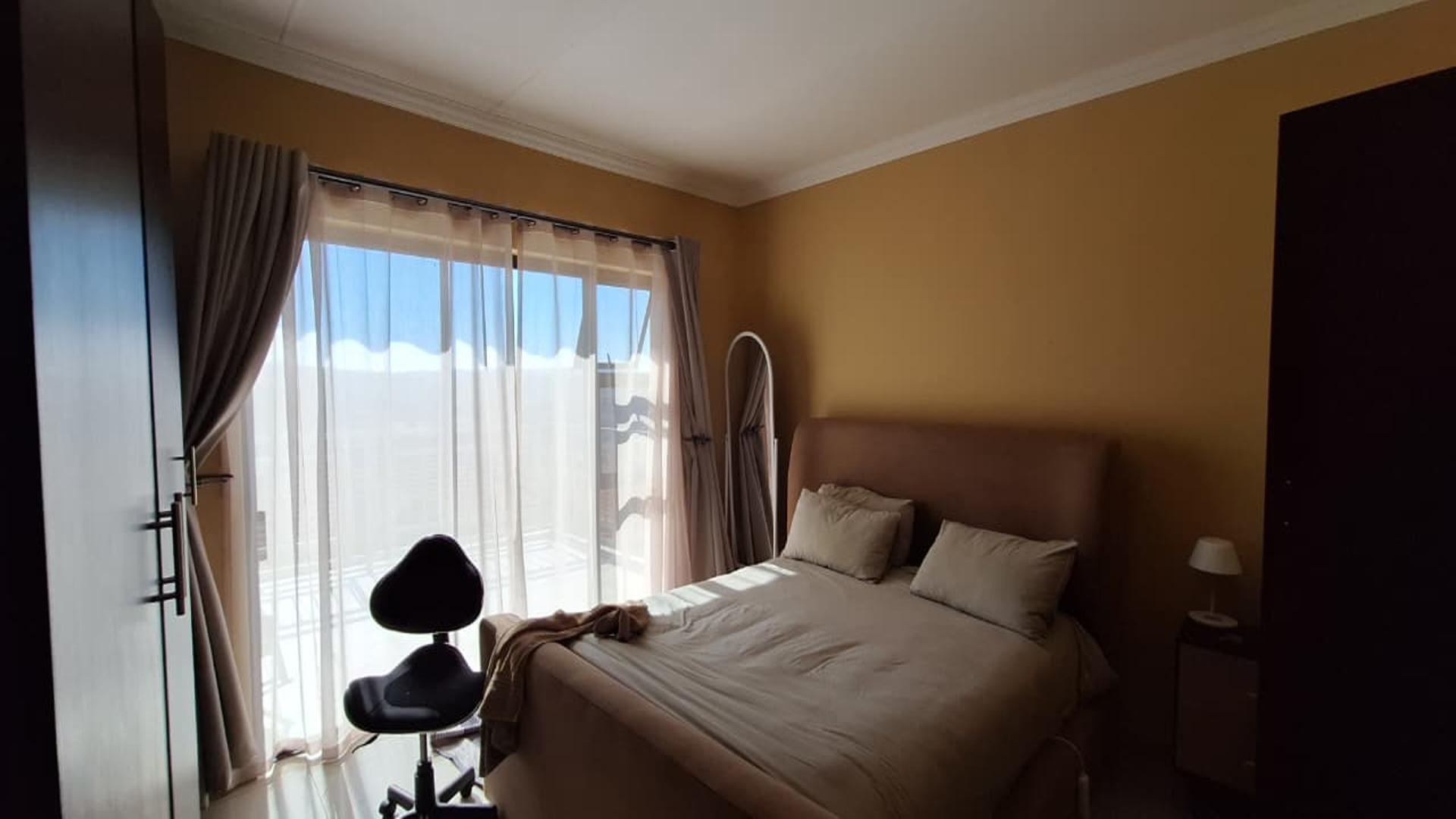 Main Bedroom - 16 square meters of property in Winchester Hills
